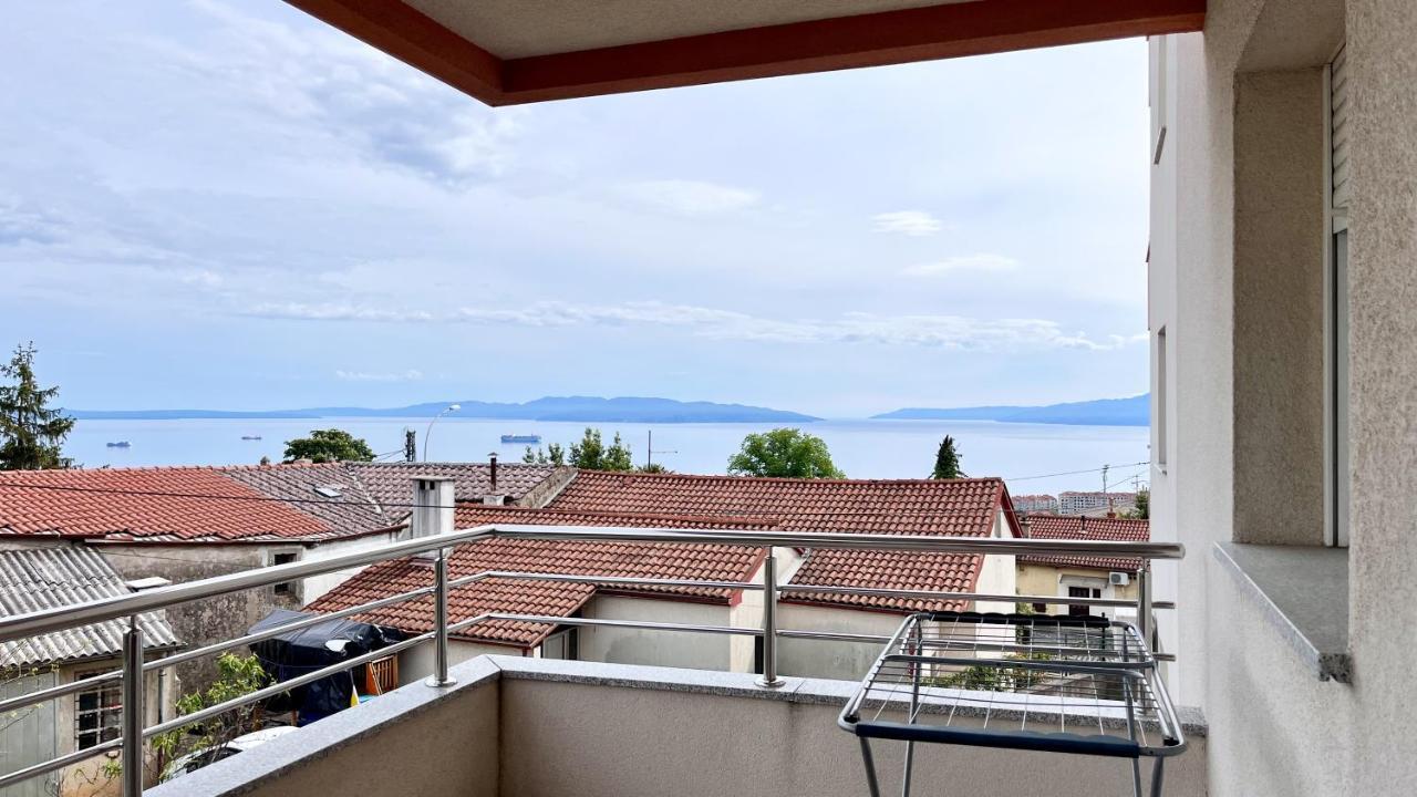 Peachy House Lägenhet Rijeka Exteriör bild